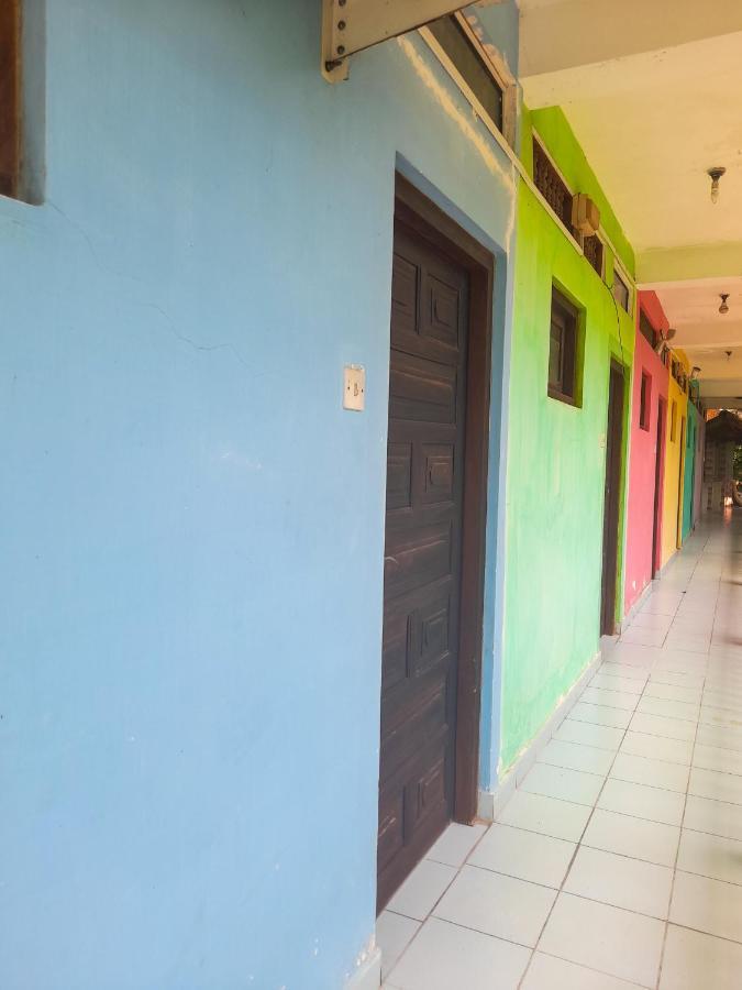 Hotel Santis ฮิกคาดูวา ภายนอก รูปภาพ