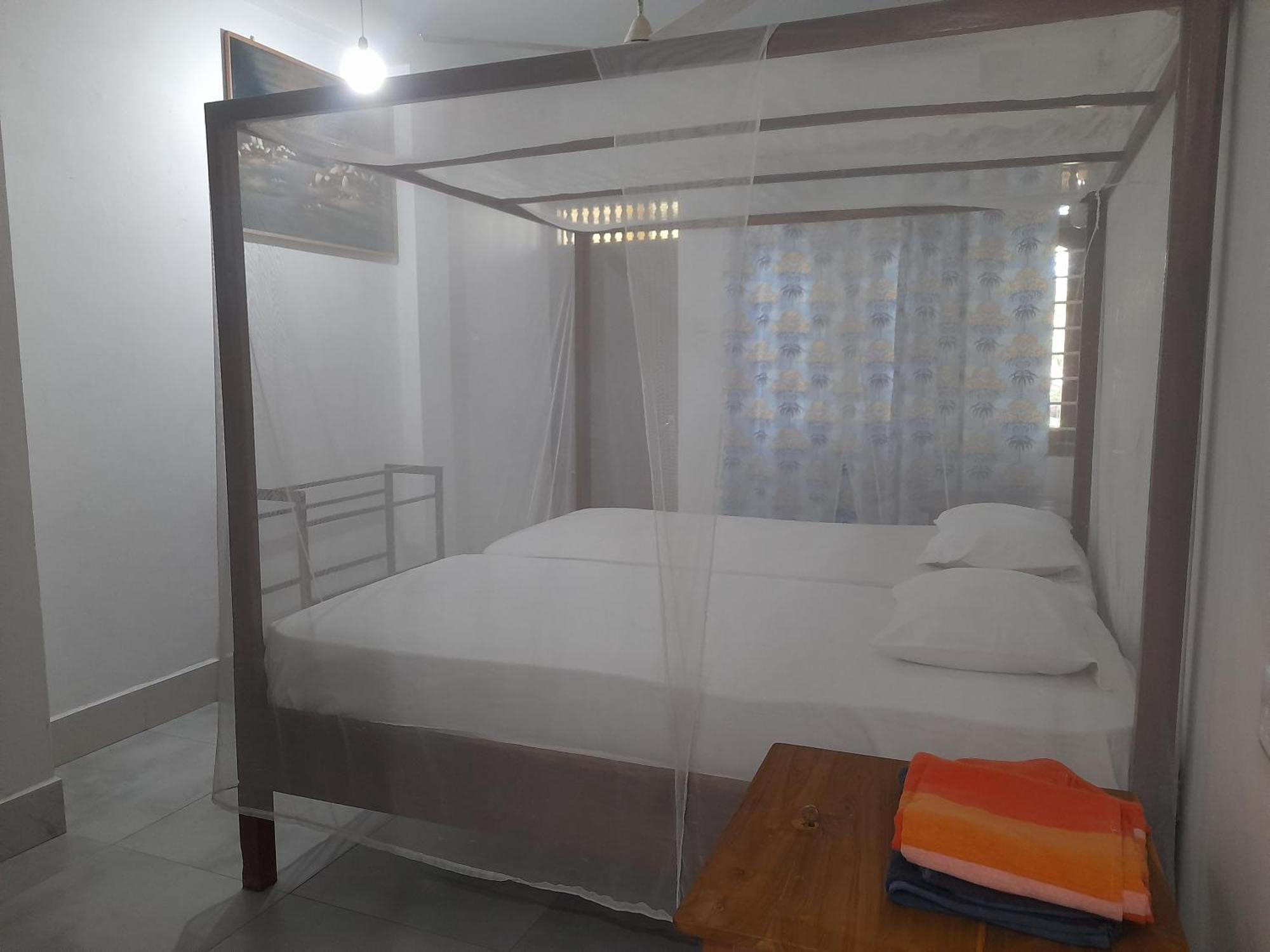 Hotel Santis ฮิกคาดูวา ภายนอก รูปภาพ